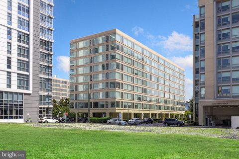 1101 3RD STREET SW 703 WASHINGTON DC 20024