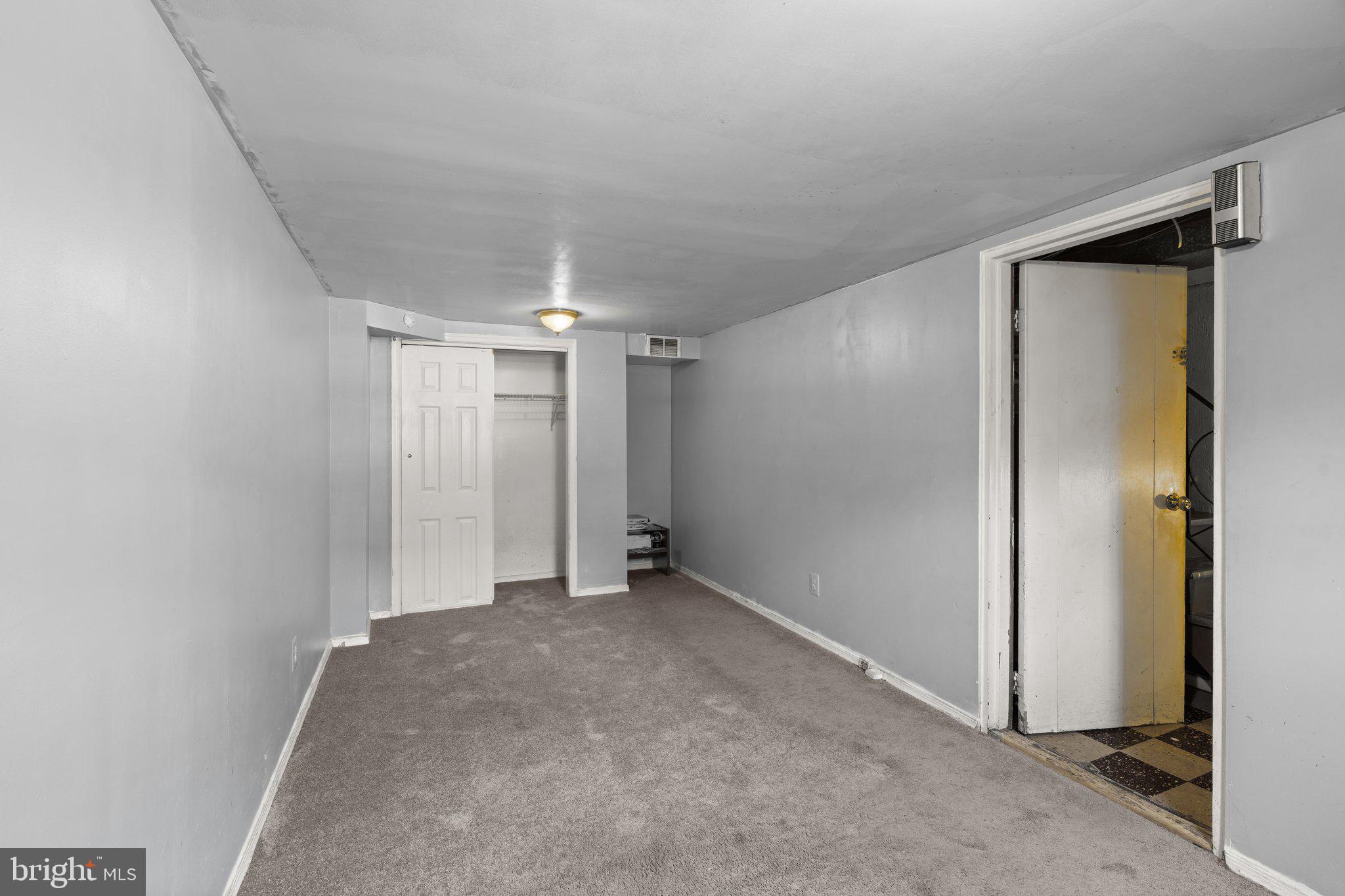 ELMWOOD PARK - Residential