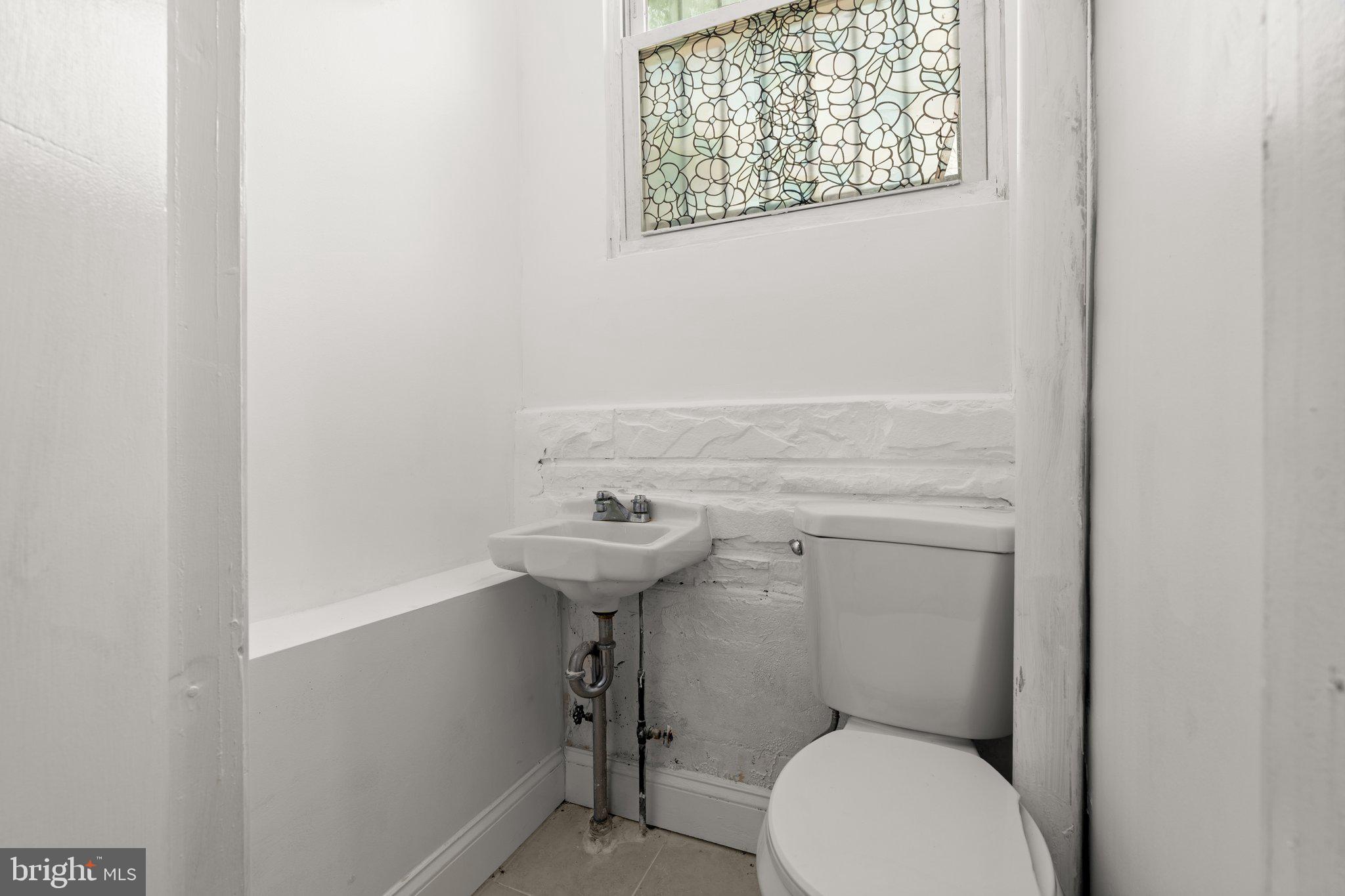 ELMWOOD PARK - Residential