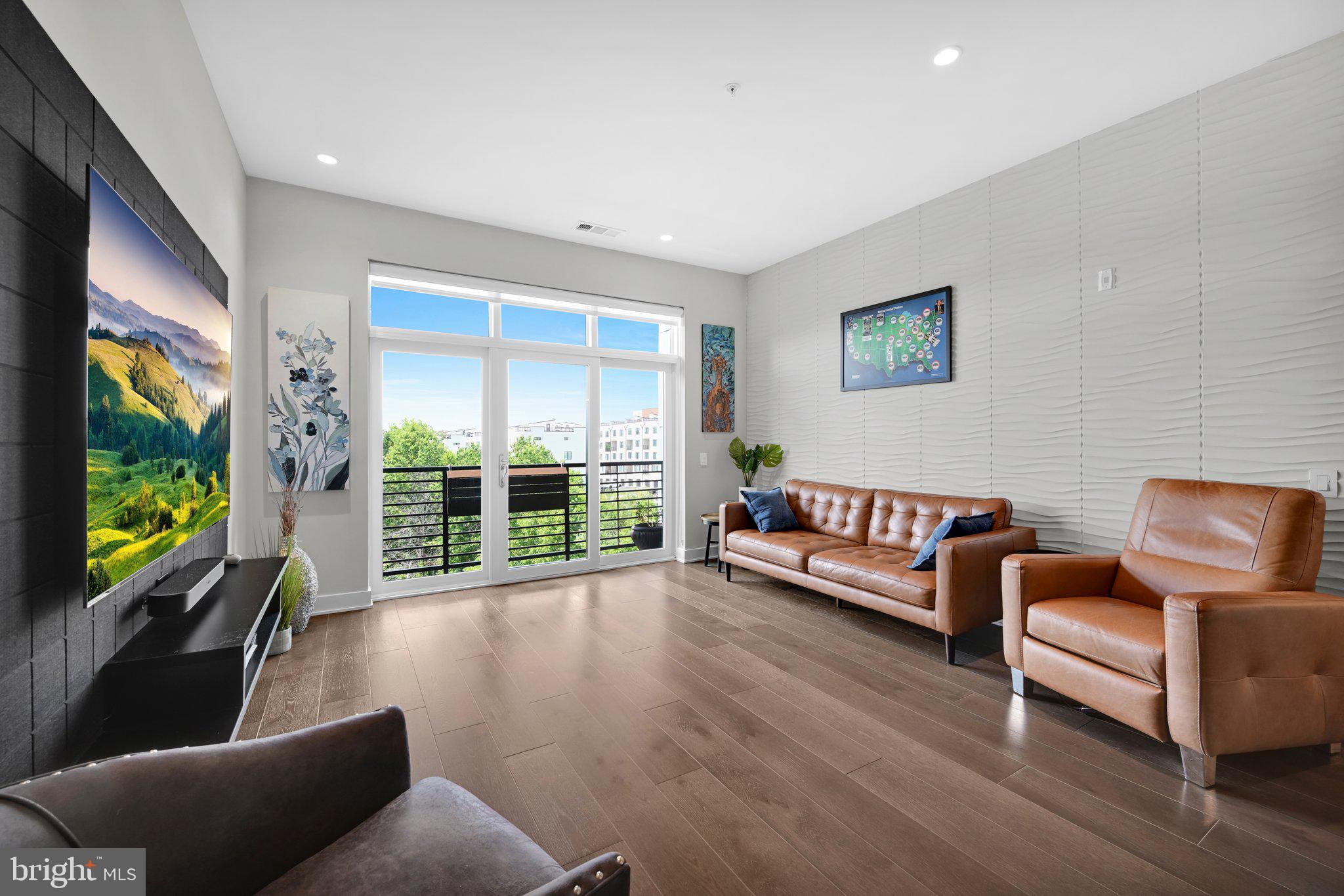 575 S GODDARD BOULEVARD 514