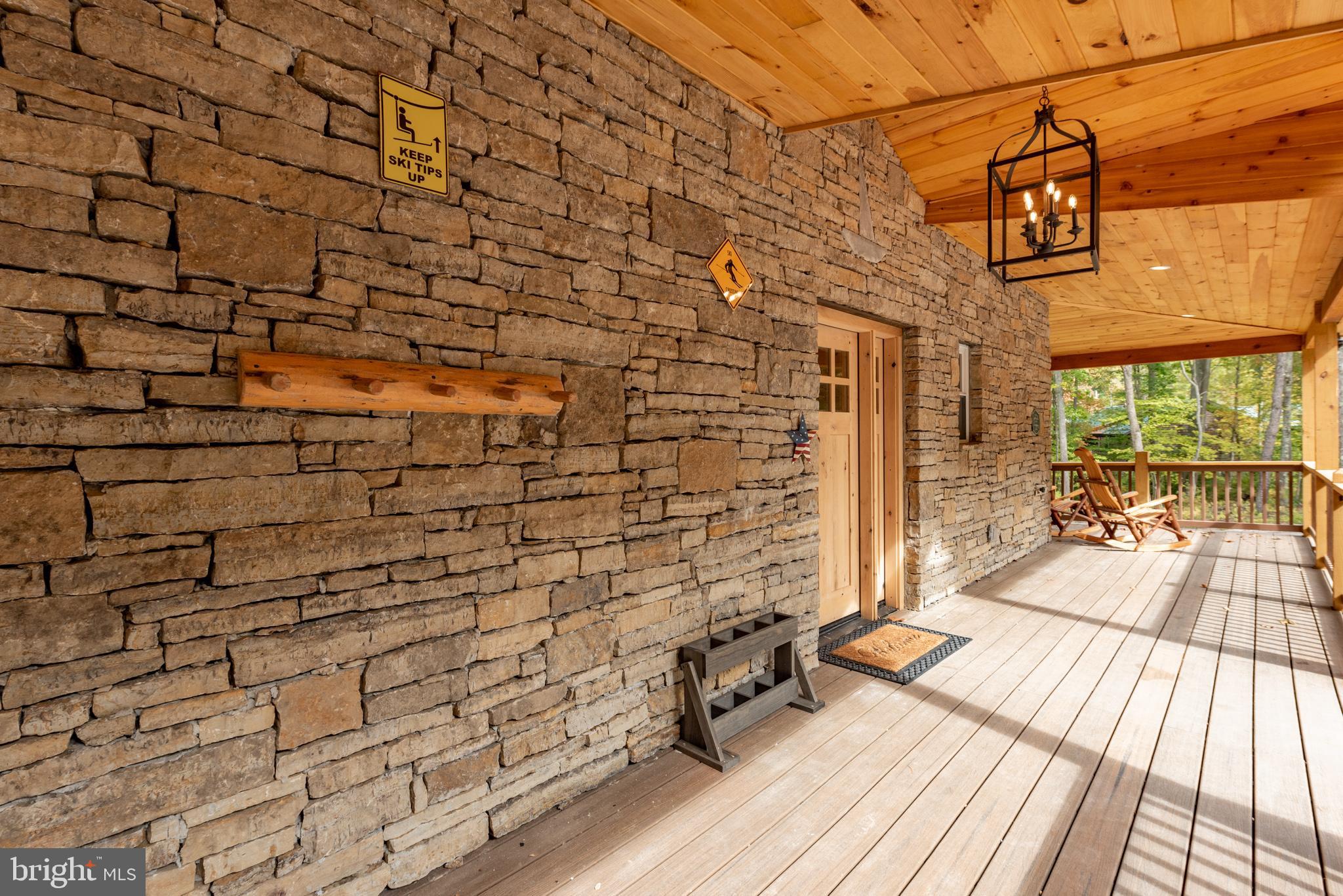 SKIPPERS POINT - Residential