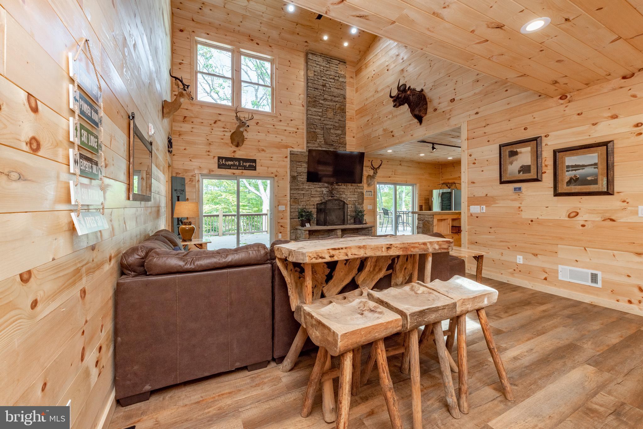 SKIPPERS POINT - Residential