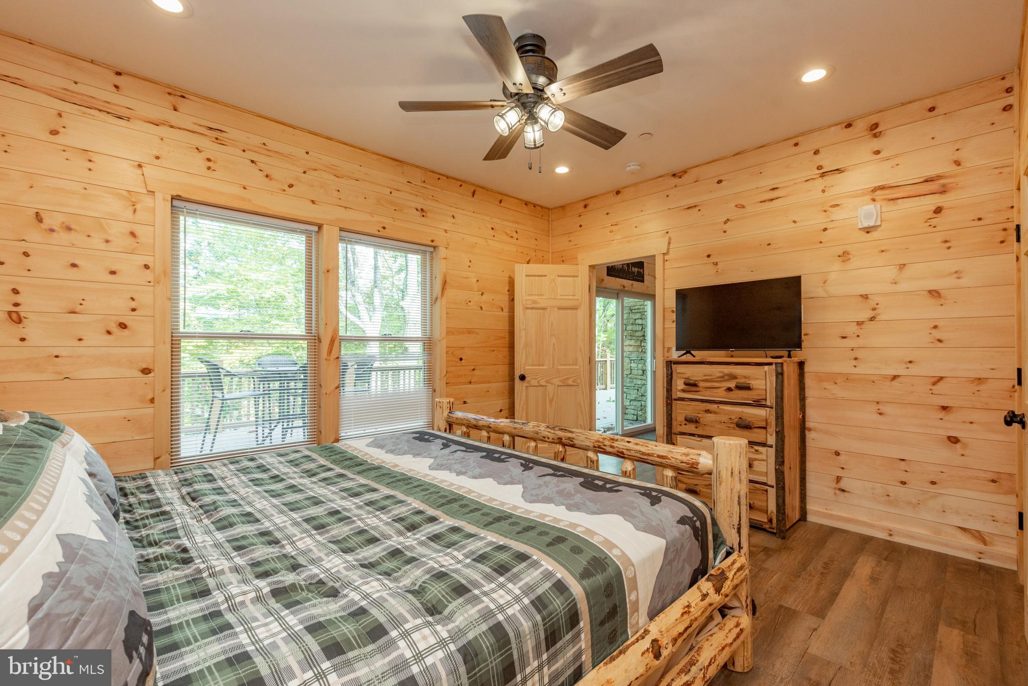 SKIPPERS POINT - Residential