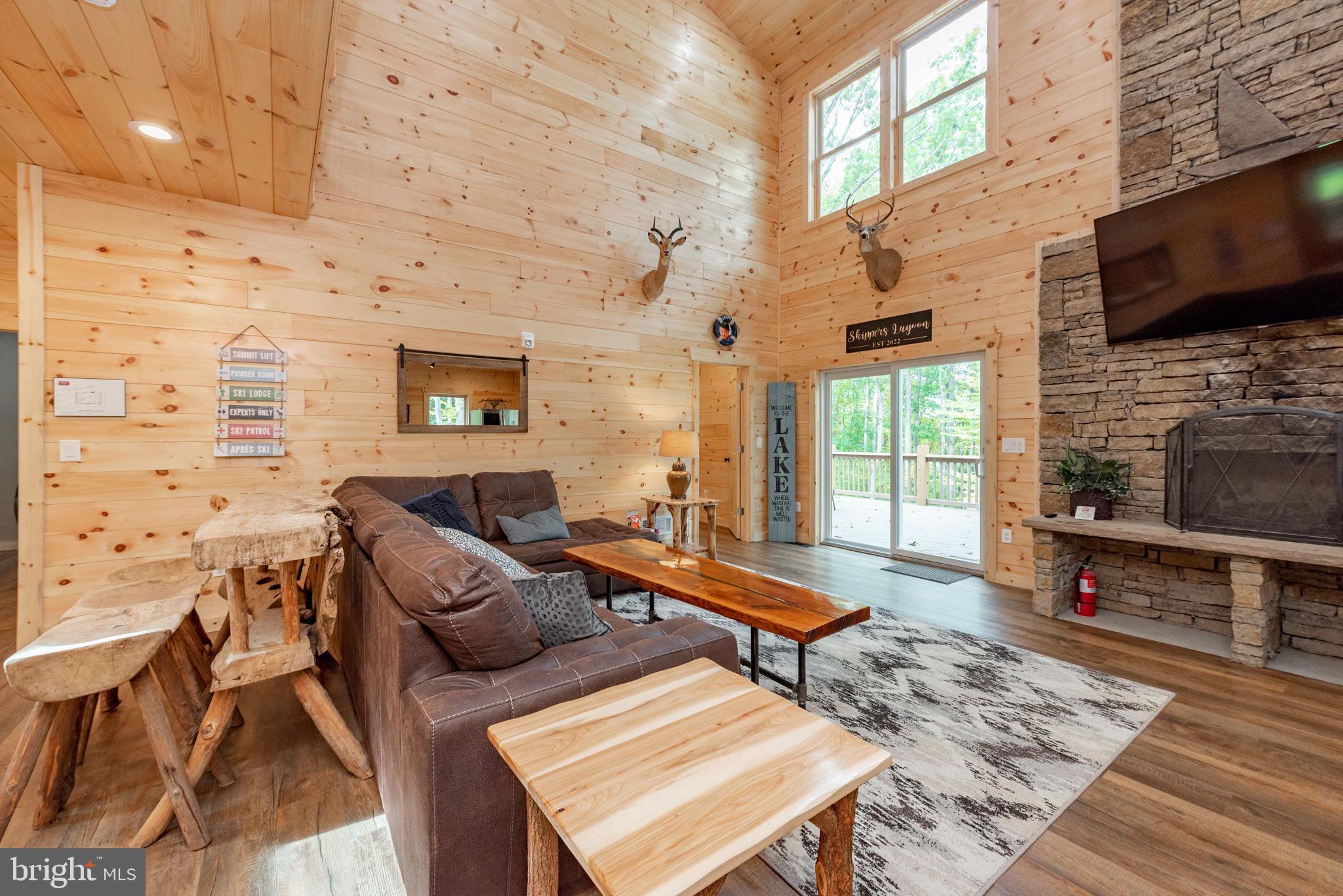 SKIPPERS POINT - Residential