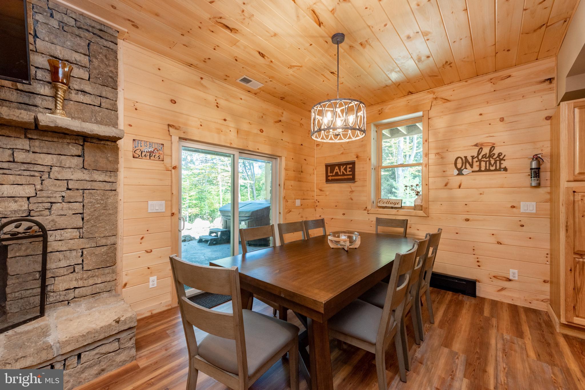 SKIPPERS POINT - Residential