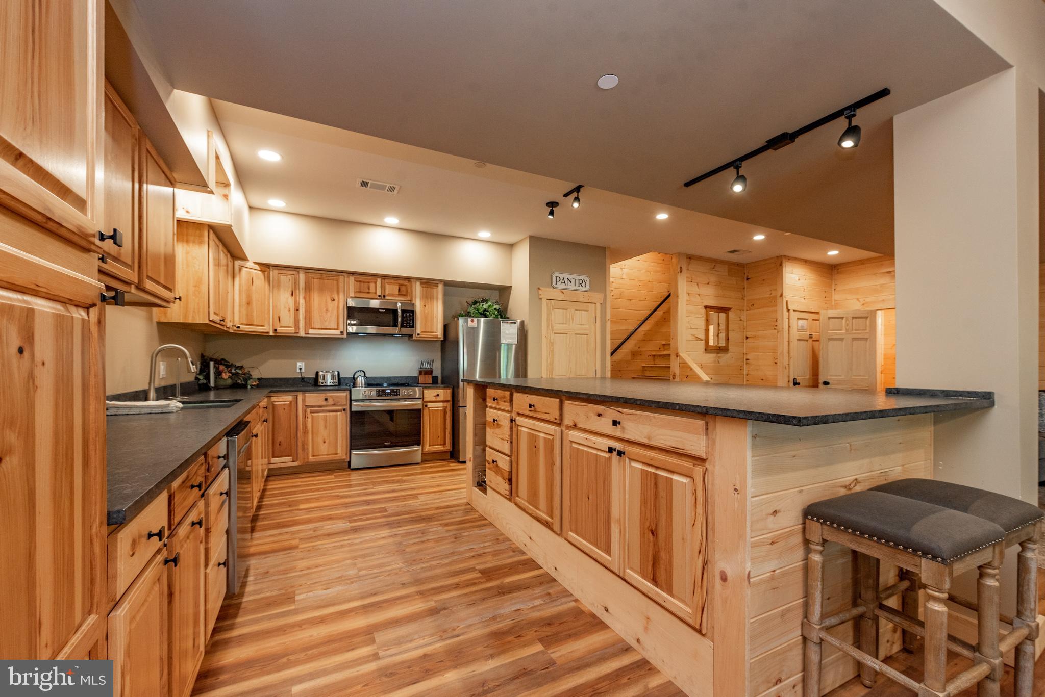 SKIPPERS POINT - Residential