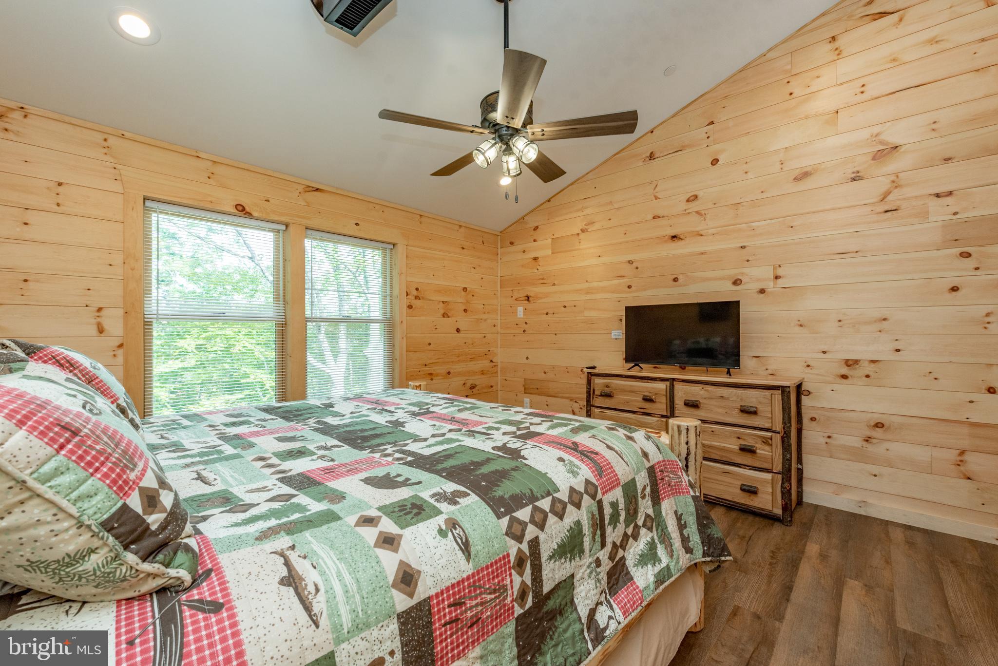 SKIPPERS POINT - Residential