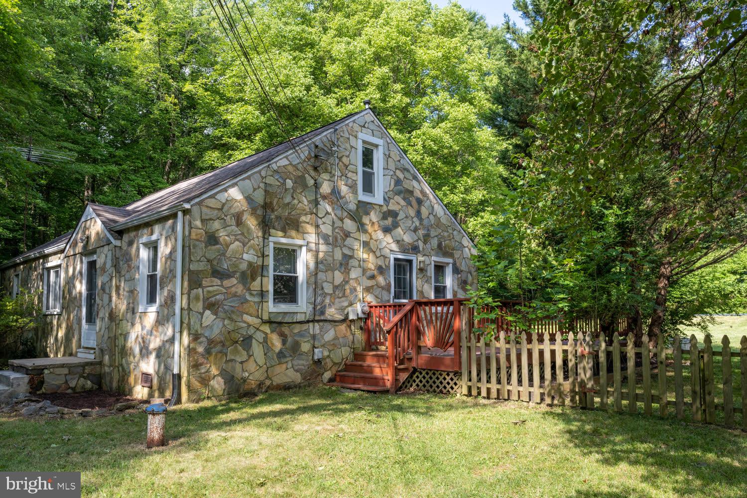 WYACONDA - Residential