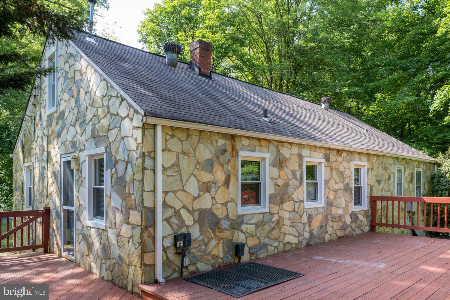 WYACONDA - Residential