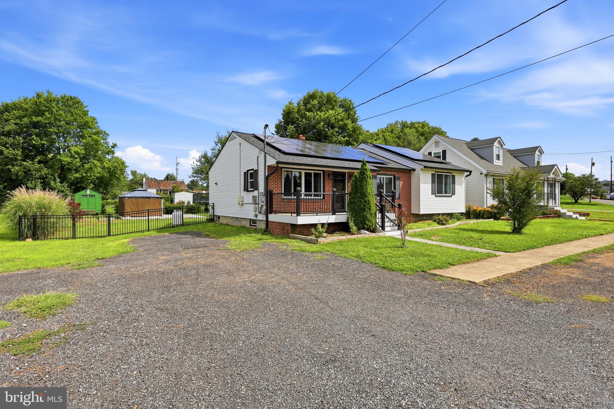 406 W 4TH AVENUE