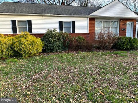 Homes For Sale - 4 E Clairmont Drive<br/> New Castle County, NEWARK, DE 19702