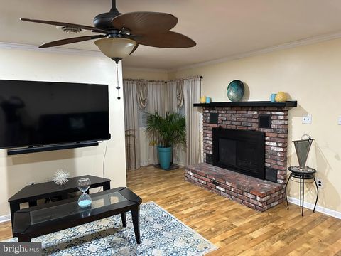 Tiny photo for 4 E Clairmont Drive, NEWARK, DE 19702 (MLS # DENC2099128)