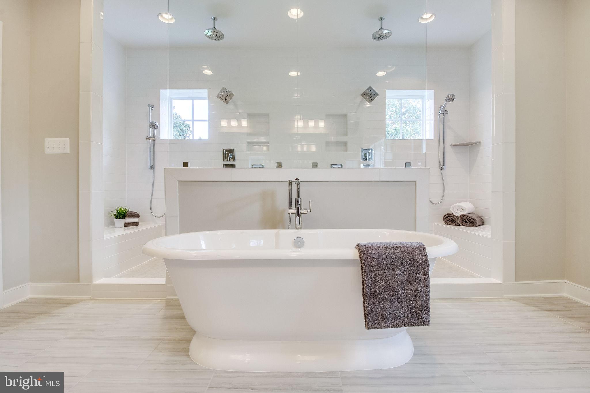 ARLINGTON RIDGE - Residential