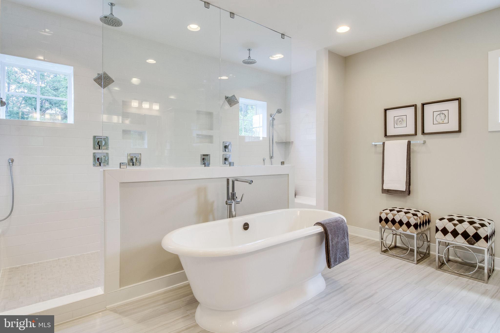 ARLINGTON RIDGE - Residential