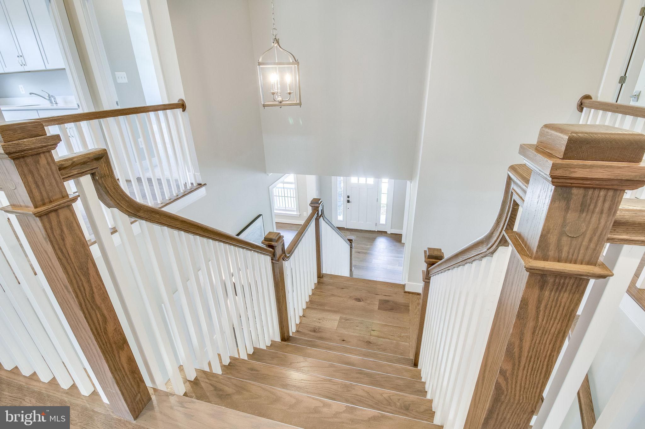 ARLINGTON RIDGE - Residential