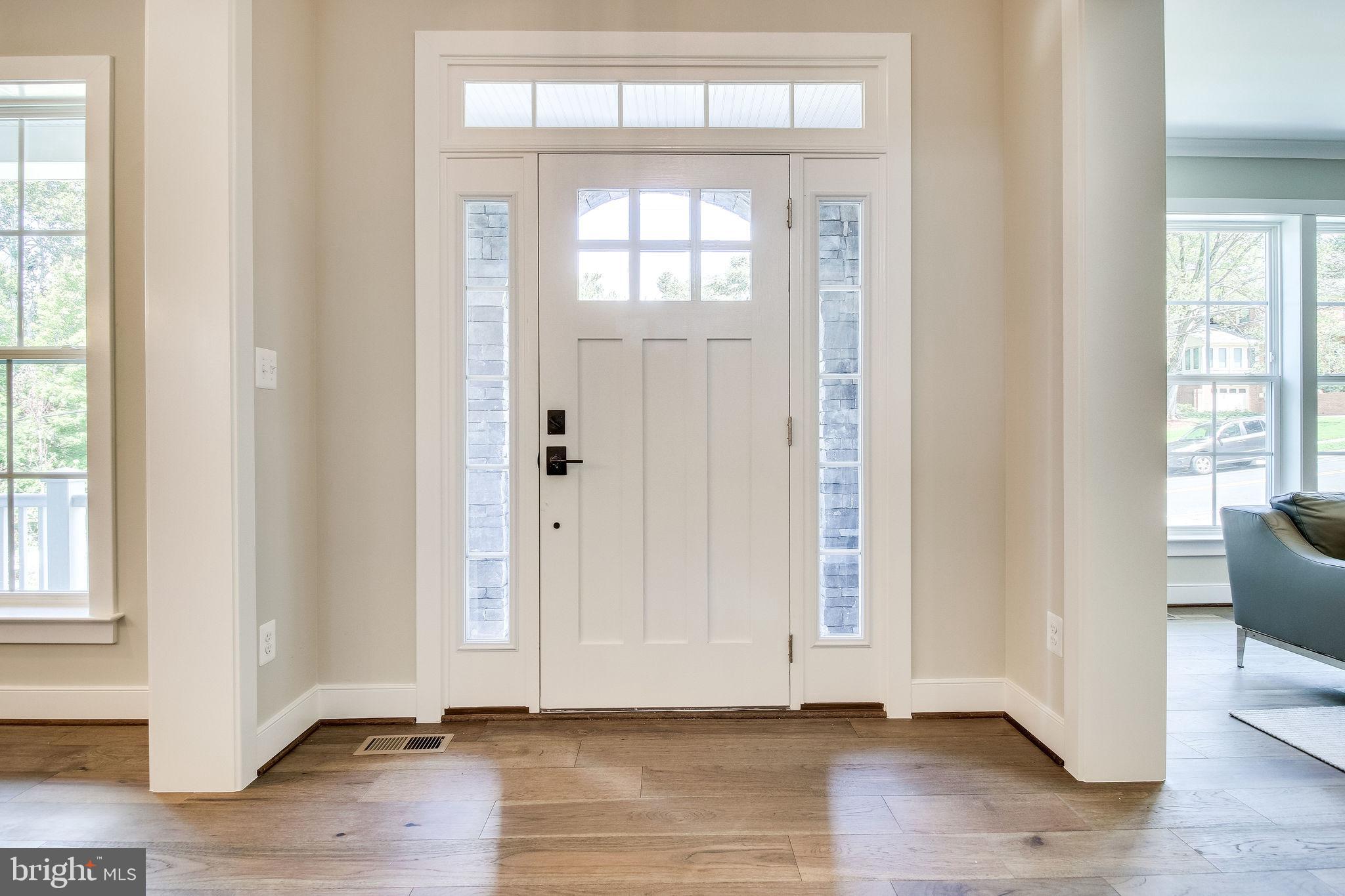 ARLINGTON RIDGE - Residential