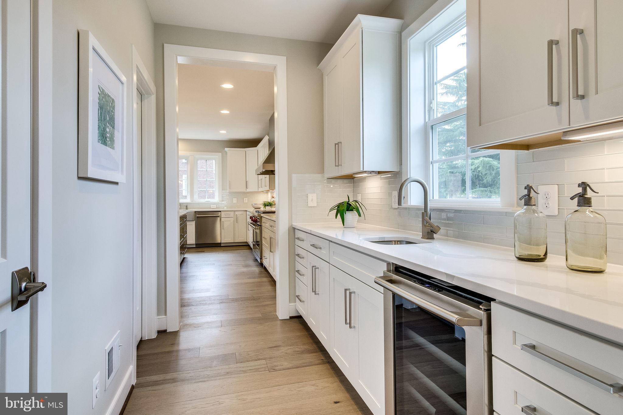 ARLINGTON RIDGE - Residential