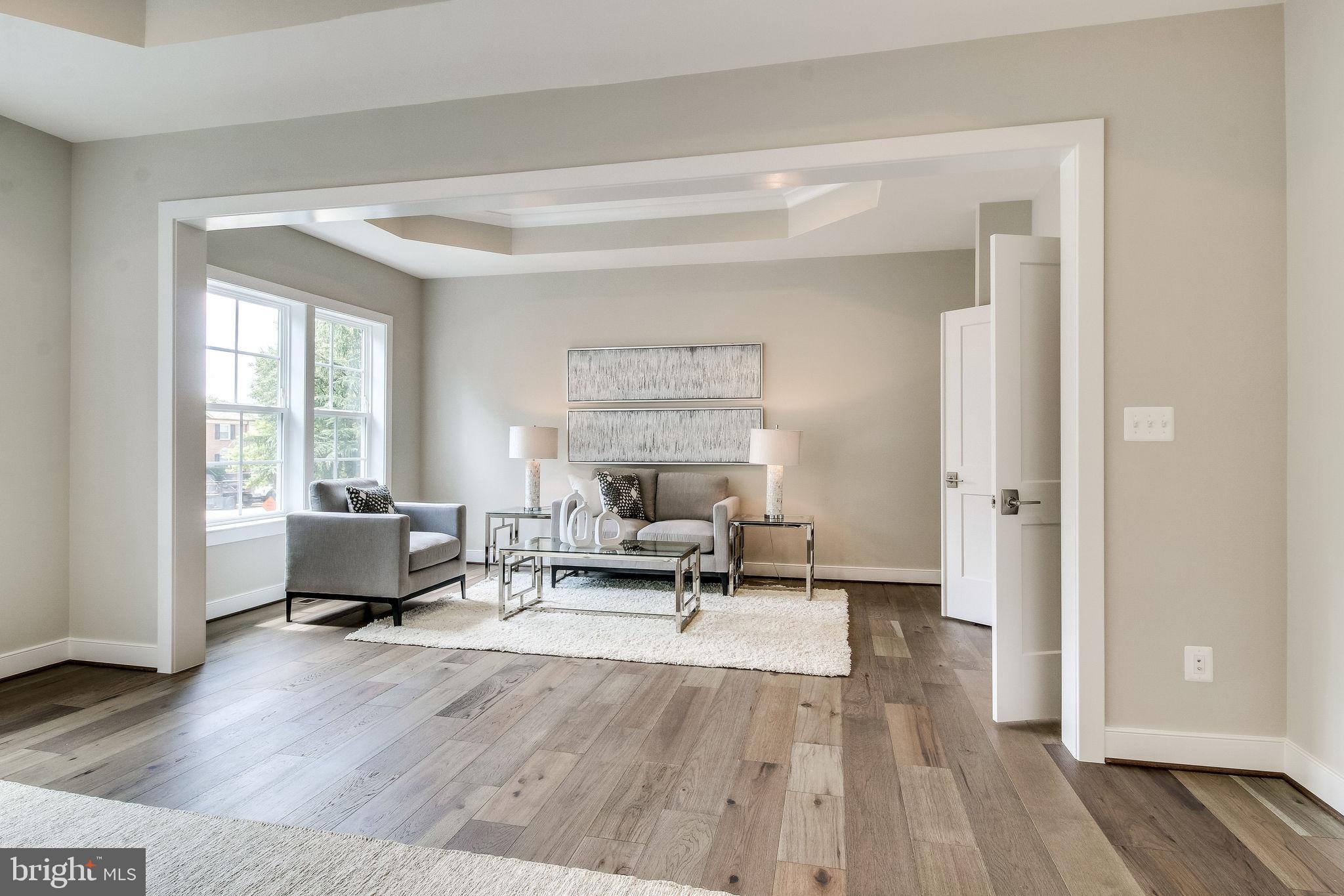 ARLINGTON RIDGE - Residential