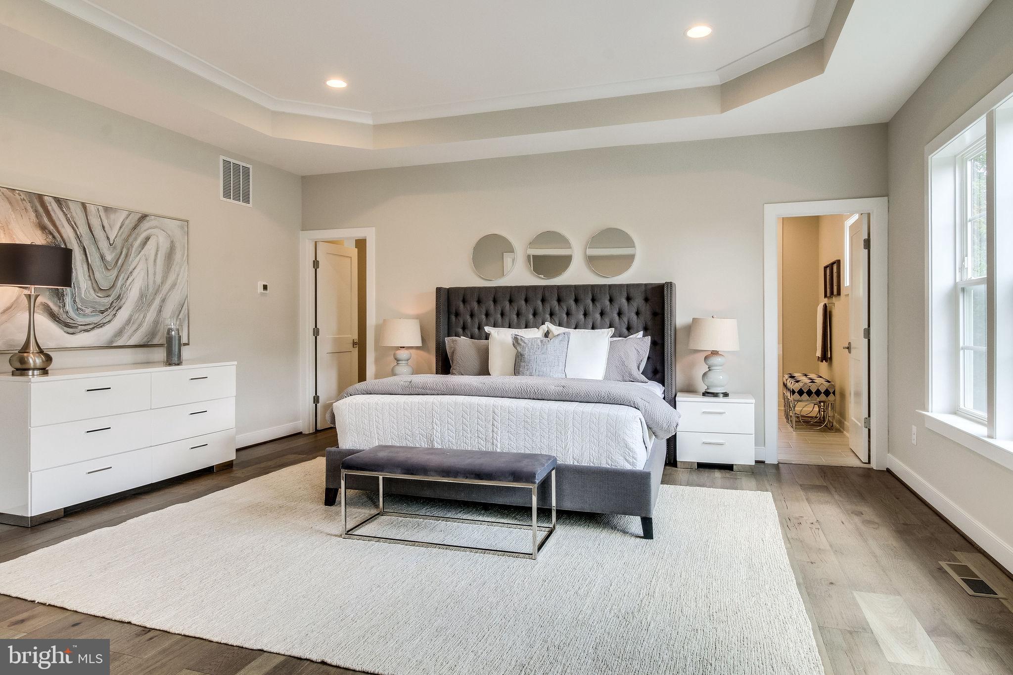 ARLINGTON RIDGE - Residential