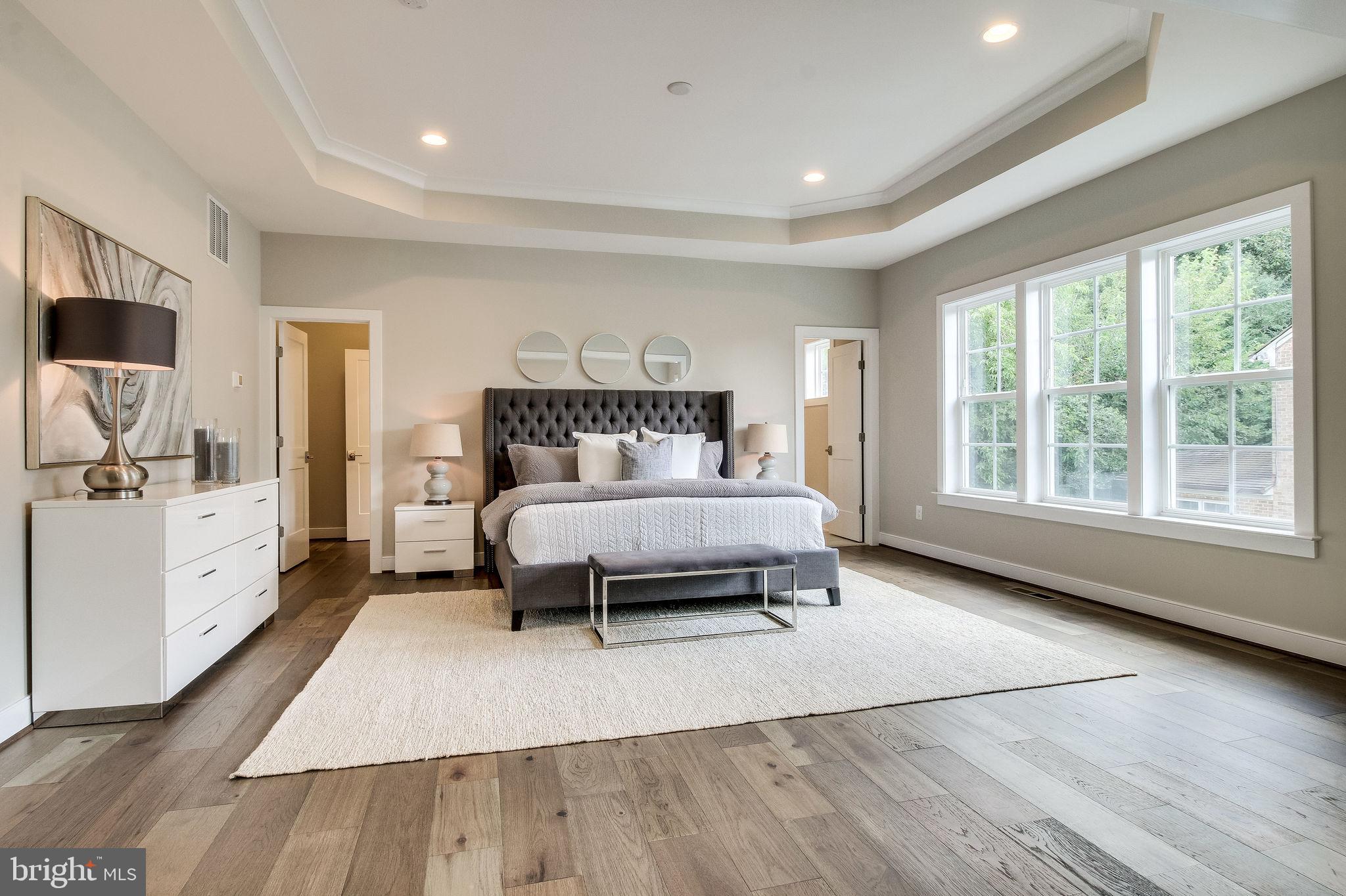 ARLINGTON RIDGE - Residential