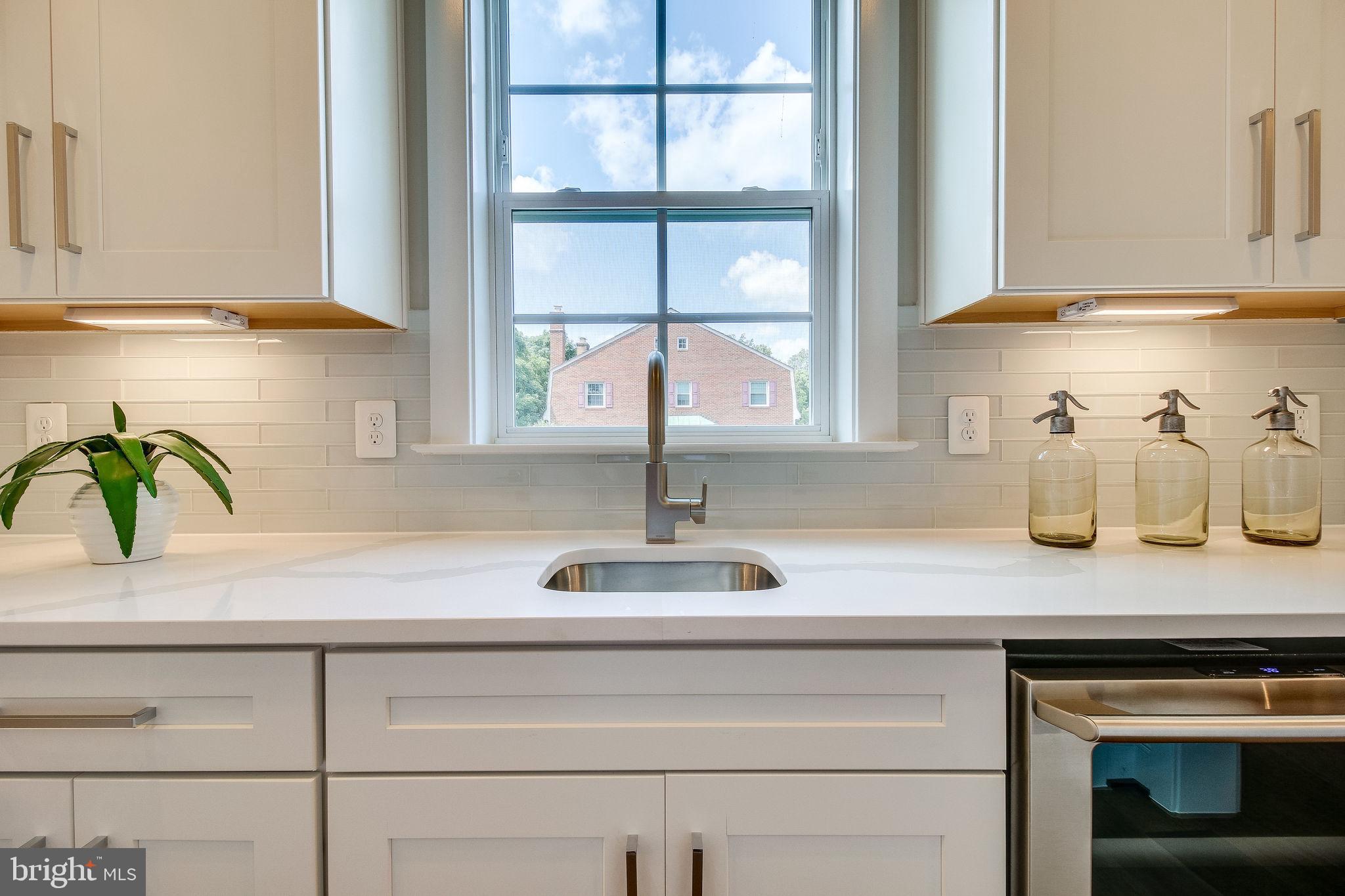 ARLINGTON RIDGE - Residential