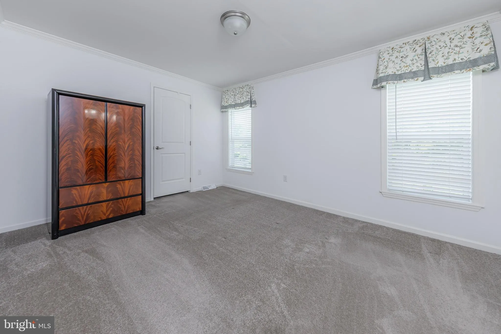 Williamstown, New Jersey 08094, United States, 3 Bedrooms Bedrooms, ,2 BathroomsBathrooms,Residential,Pending,130204