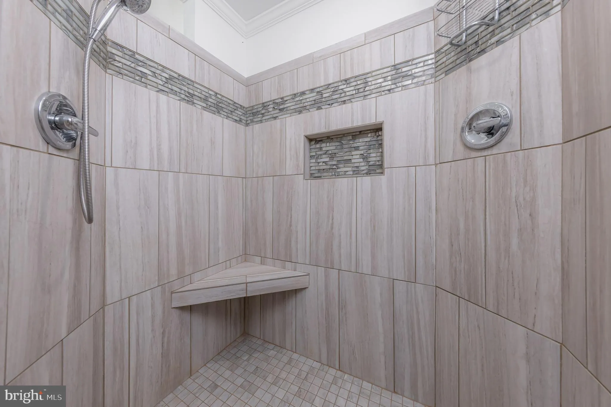 Williamstown, New Jersey 08094, United States, 3 Bedrooms Bedrooms, ,2 BathroomsBathrooms,Residential,Pending,130204