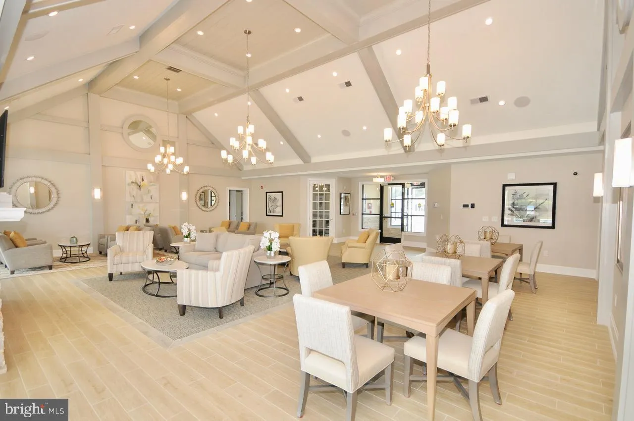 Williamstown, New Jersey 08094, United States, 3 Bedrooms Bedrooms, ,2 BathroomsBathrooms,Residential,Pending,130204