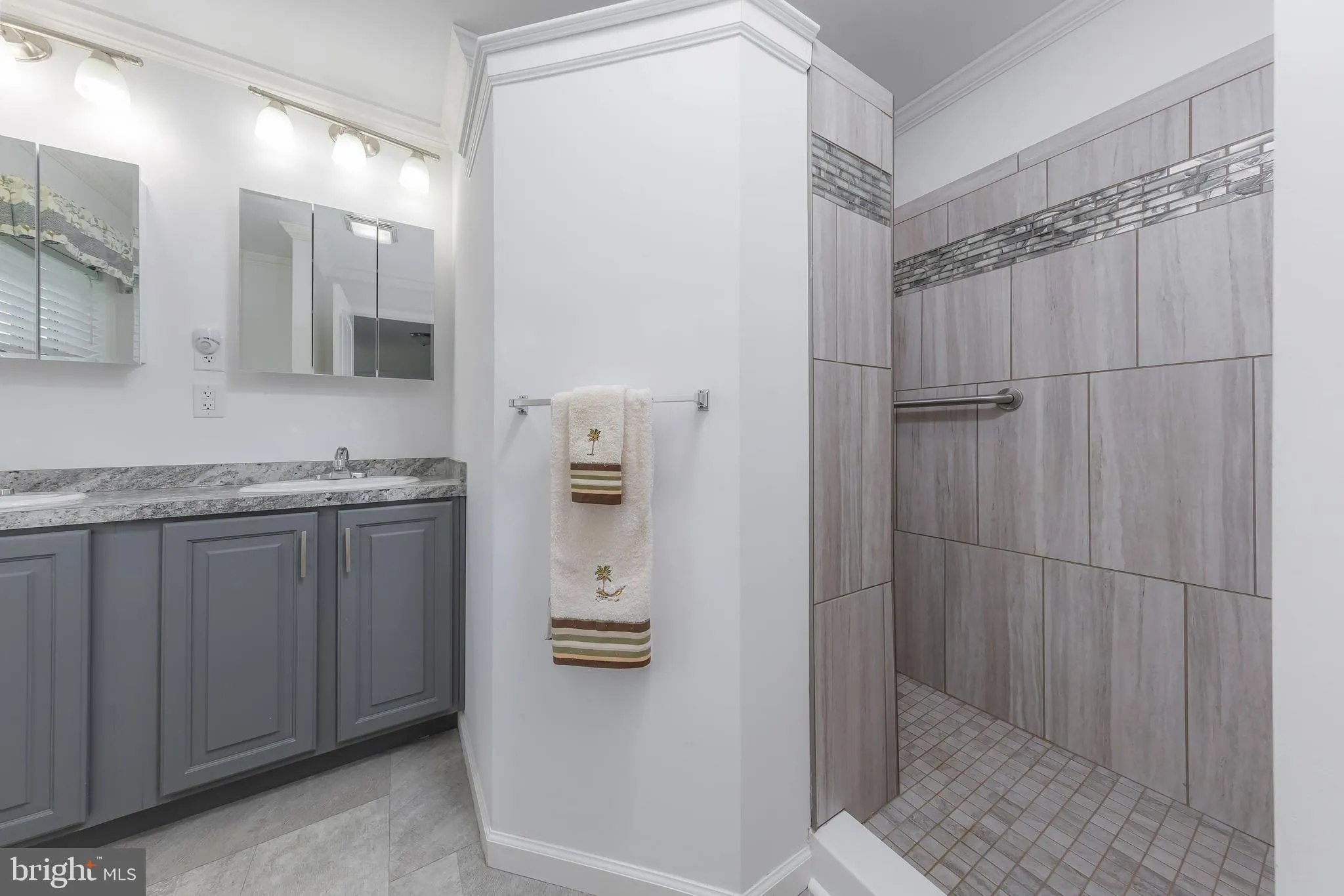 Williamstown, New Jersey 08094, United States, 3 Bedrooms Bedrooms, ,2 BathroomsBathrooms,Residential,Pending,130204