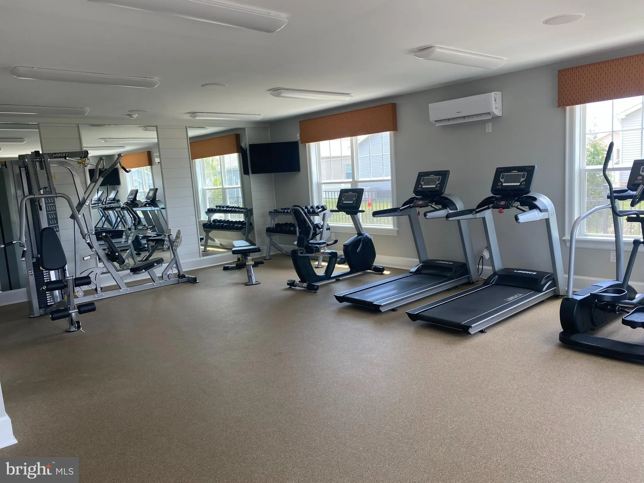 Williamstown, New Jersey 08094, United States, 3 Bedrooms Bedrooms, ,2 BathroomsBathrooms,Residential,Pending,130204