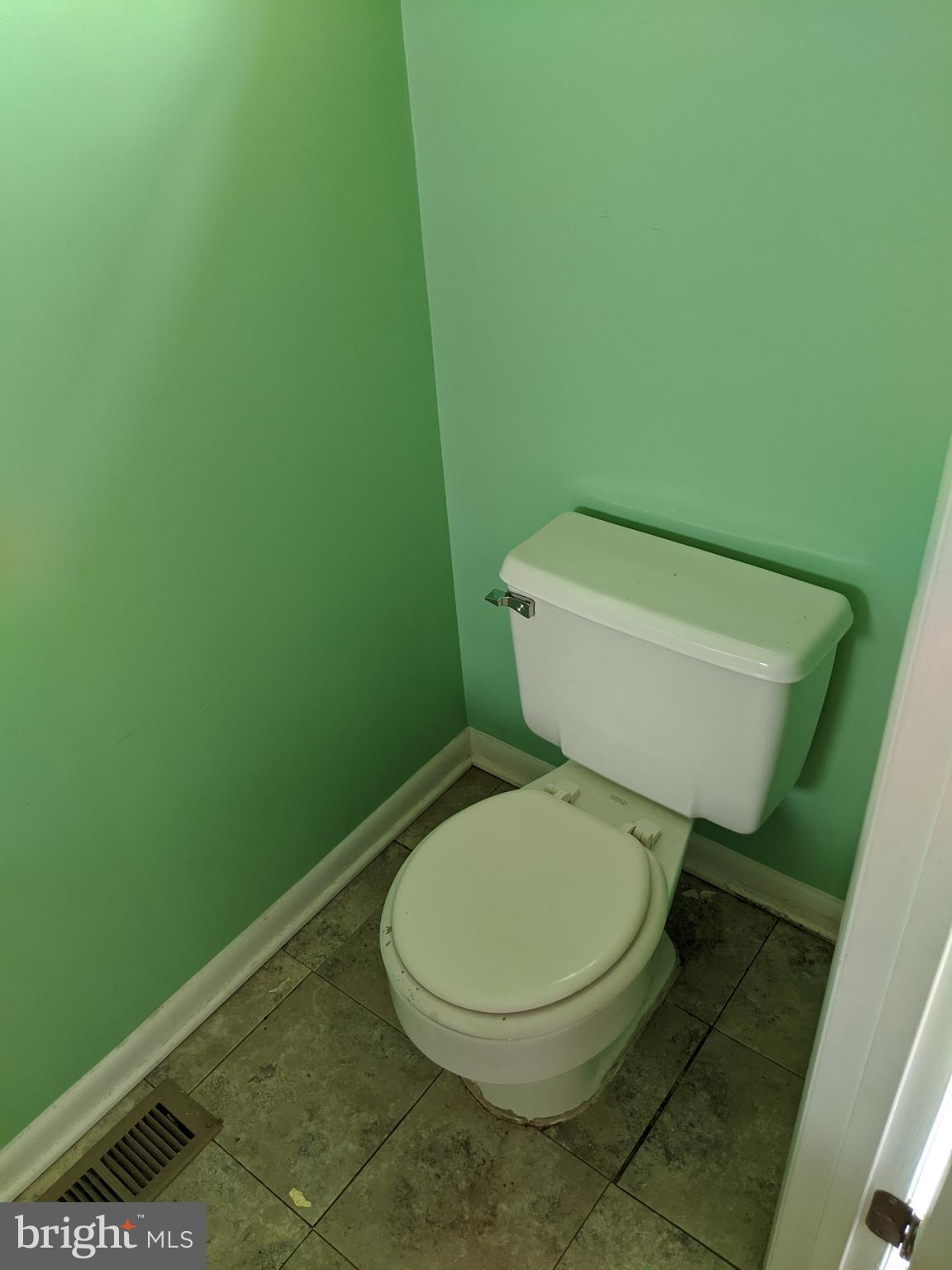 WOODBRIDGE CENTER - Residential