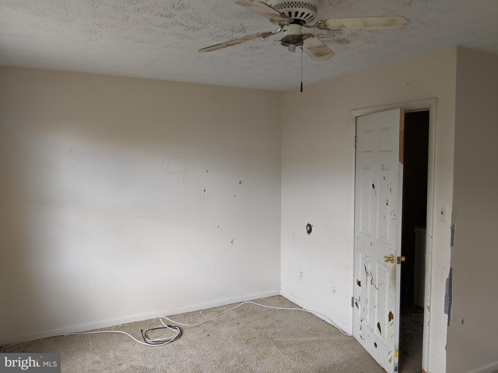 WOODBRIDGE CENTER - Residential