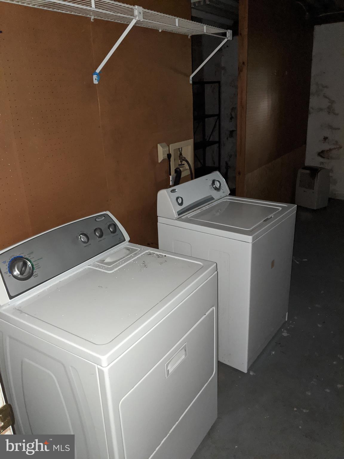 WOODBRIDGE CENTER - Residential