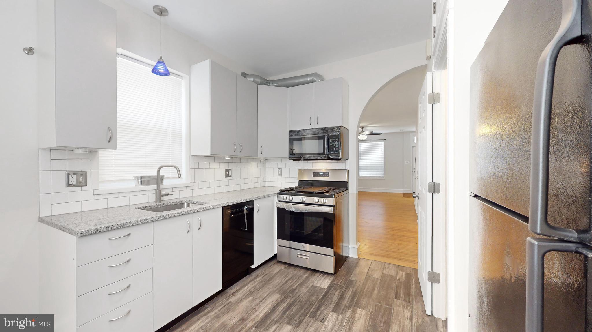 WALNUT HILL - Residential