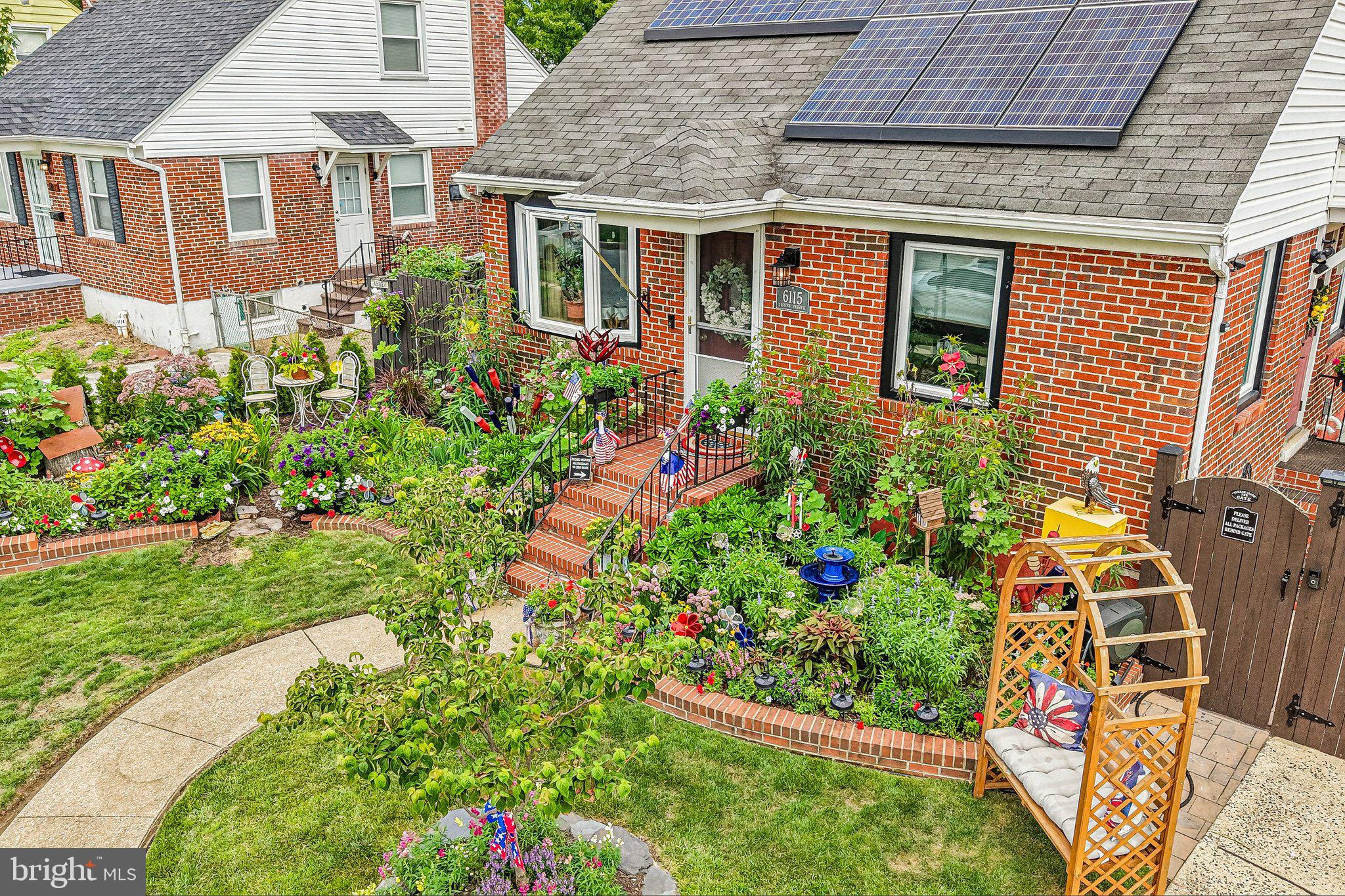 6115 EASTERN PARKWAY