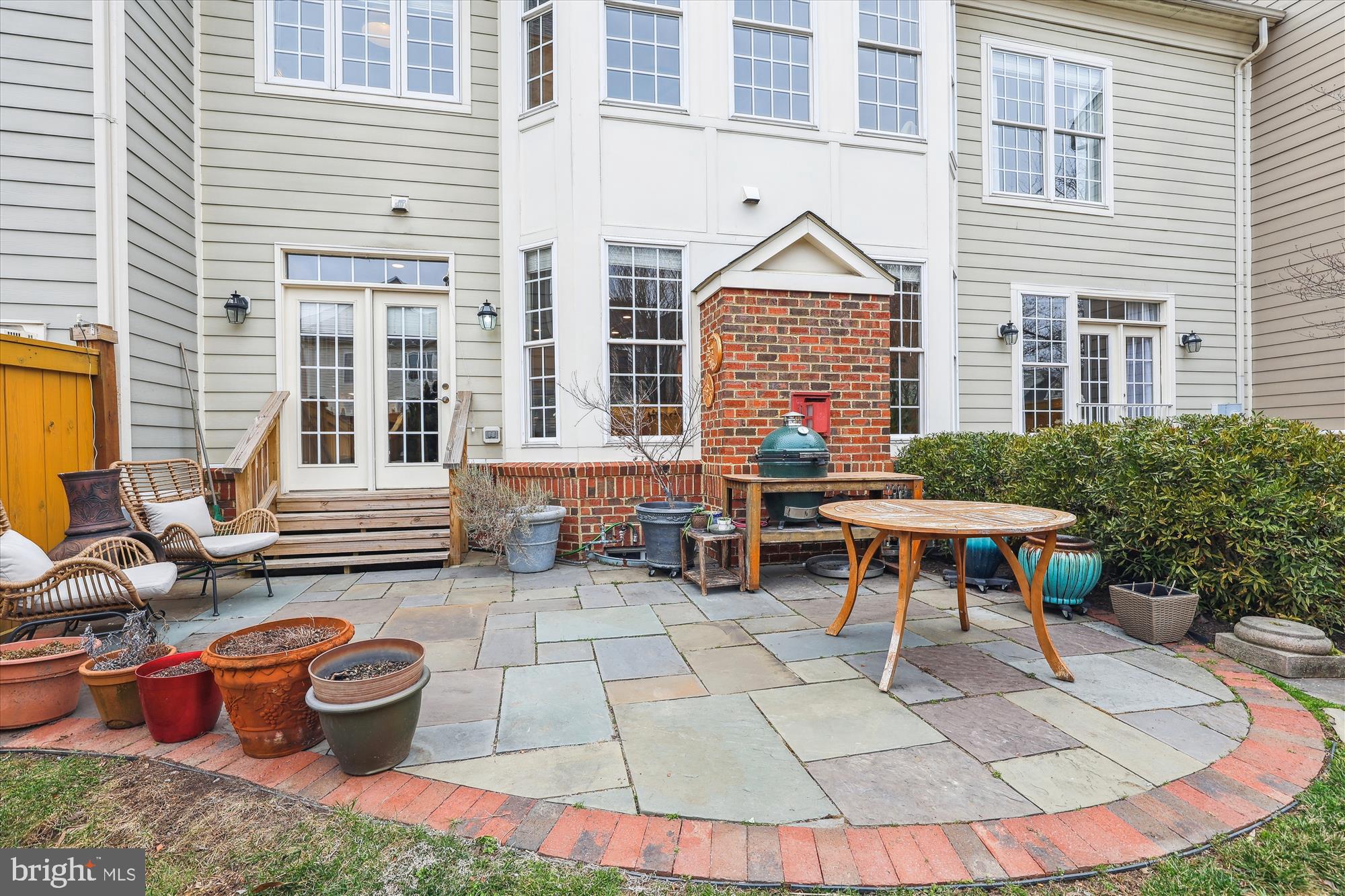 LANSDOWNE ON THE POTOMAC - Residential