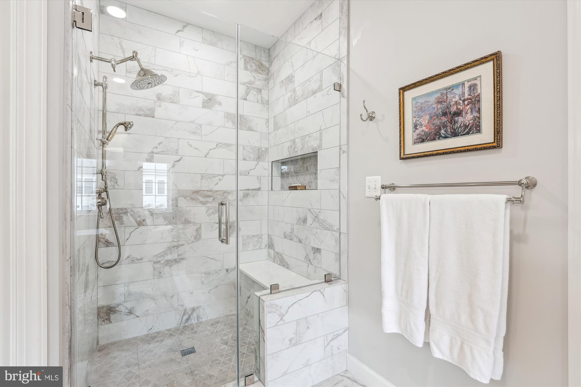 LANSDOWNE ON THE POTOMAC - Residential