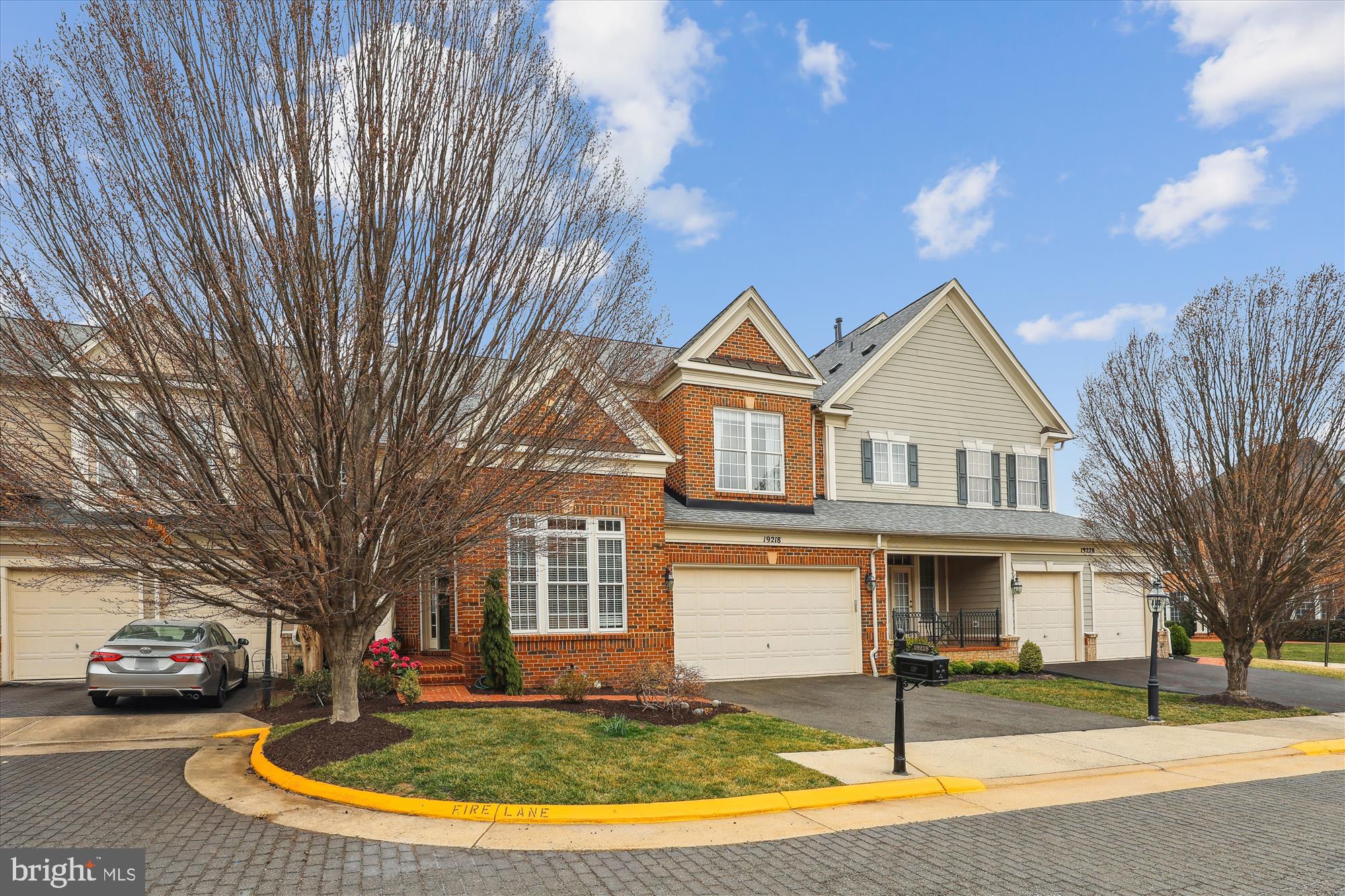 LANSDOWNE ON THE POTOMAC - Residential