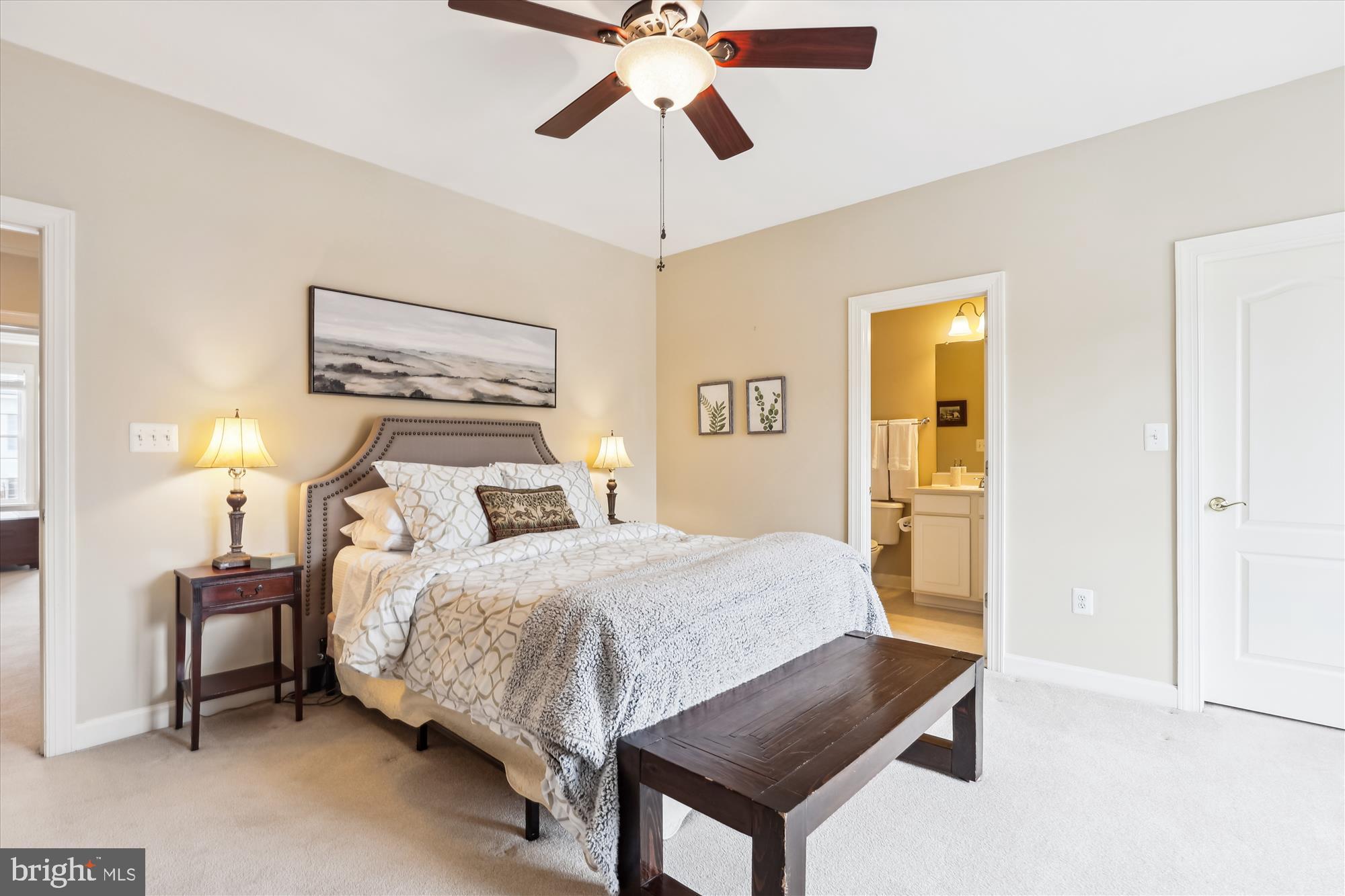 LANSDOWNE ON THE POTOMAC - Residential