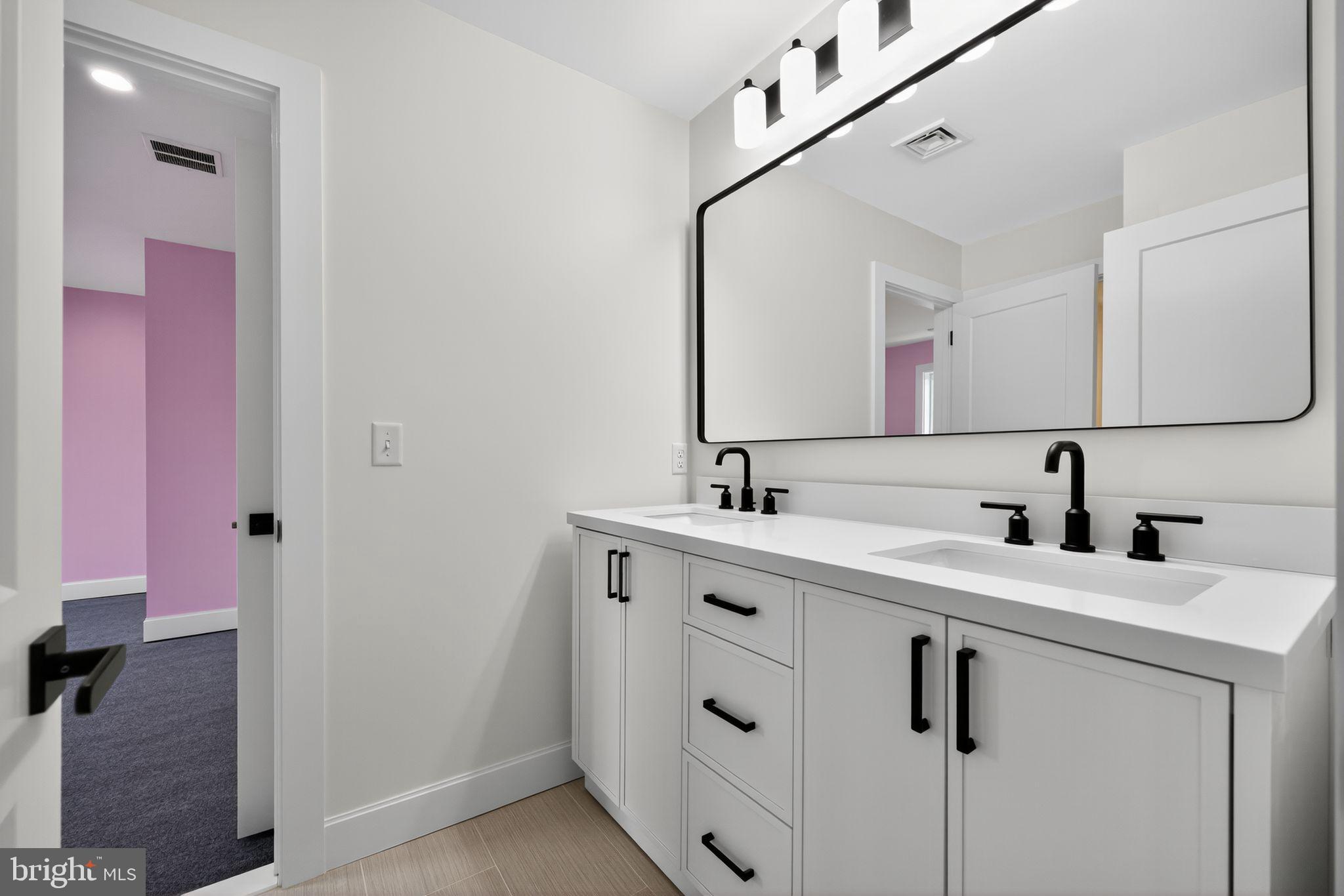 PLYMOUTH MEETING - Residential