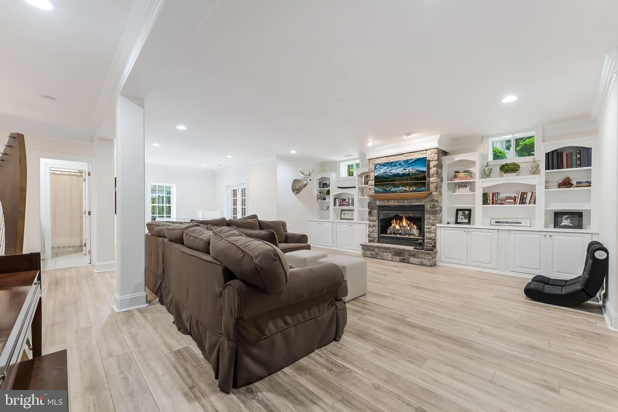 BELLE HAVEN ESTATES - Residential