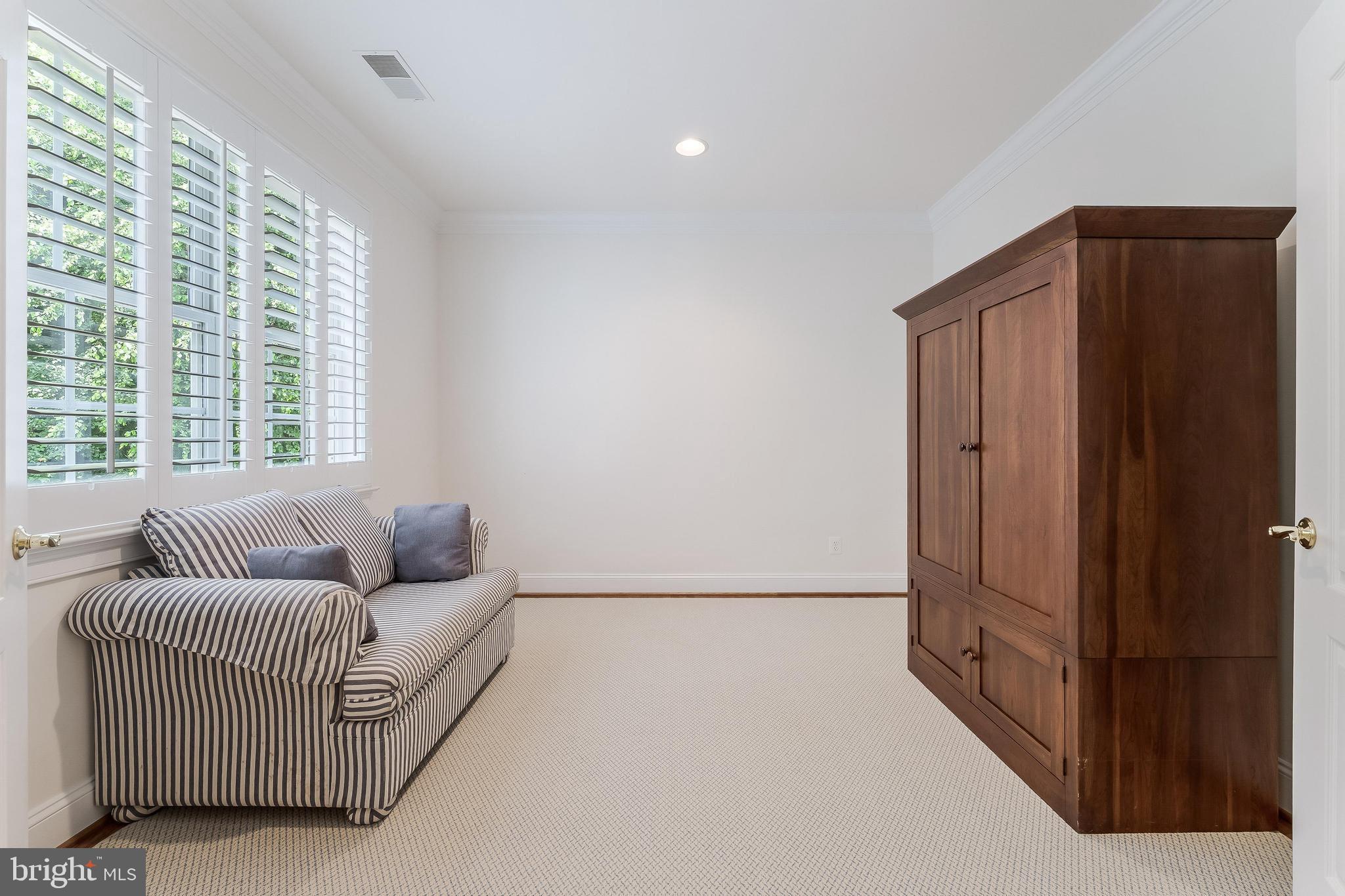 BELLE HAVEN ESTATES - Residential