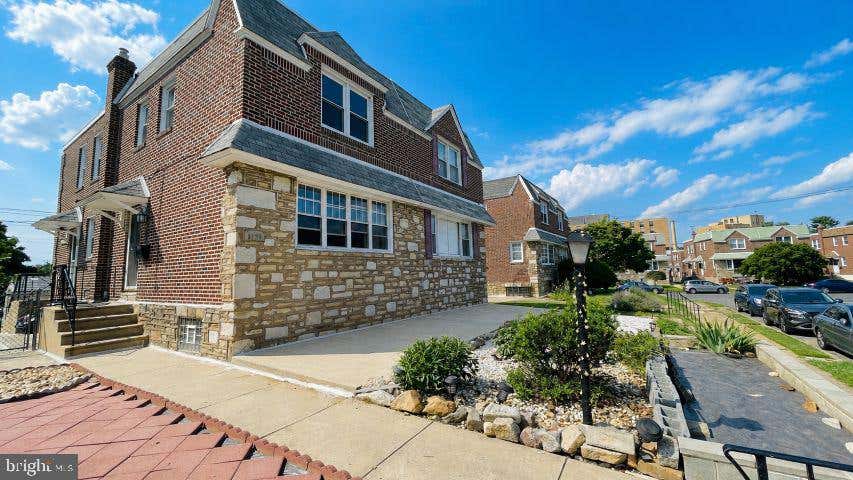 Photo of 8136 Farnsworth Street, PHILADELPHIA, PA 19152 (MLS # PAPH2650452)