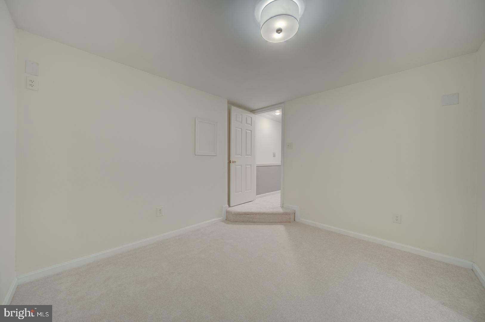 CEDAR CREST - Residential