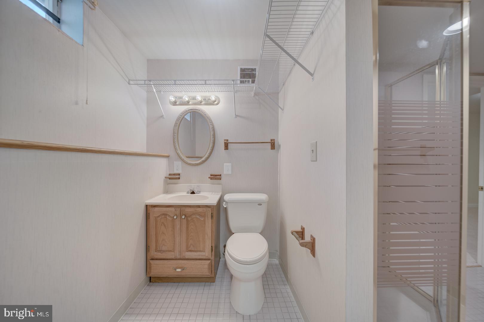 CEDAR CREST - Residential