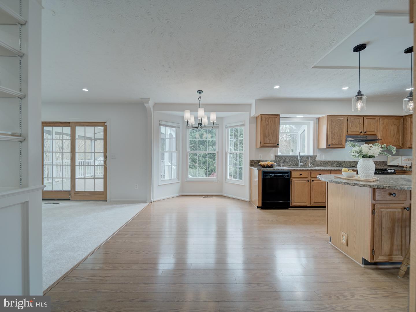 CEDAR CREST - Residential