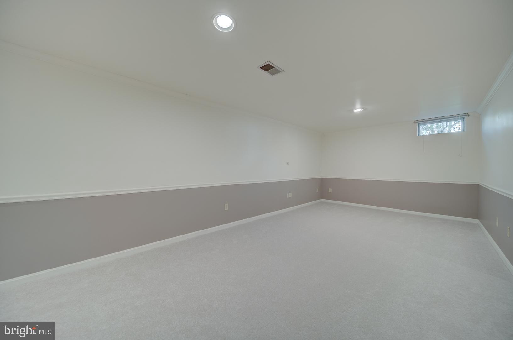 CEDAR CREST - Residential