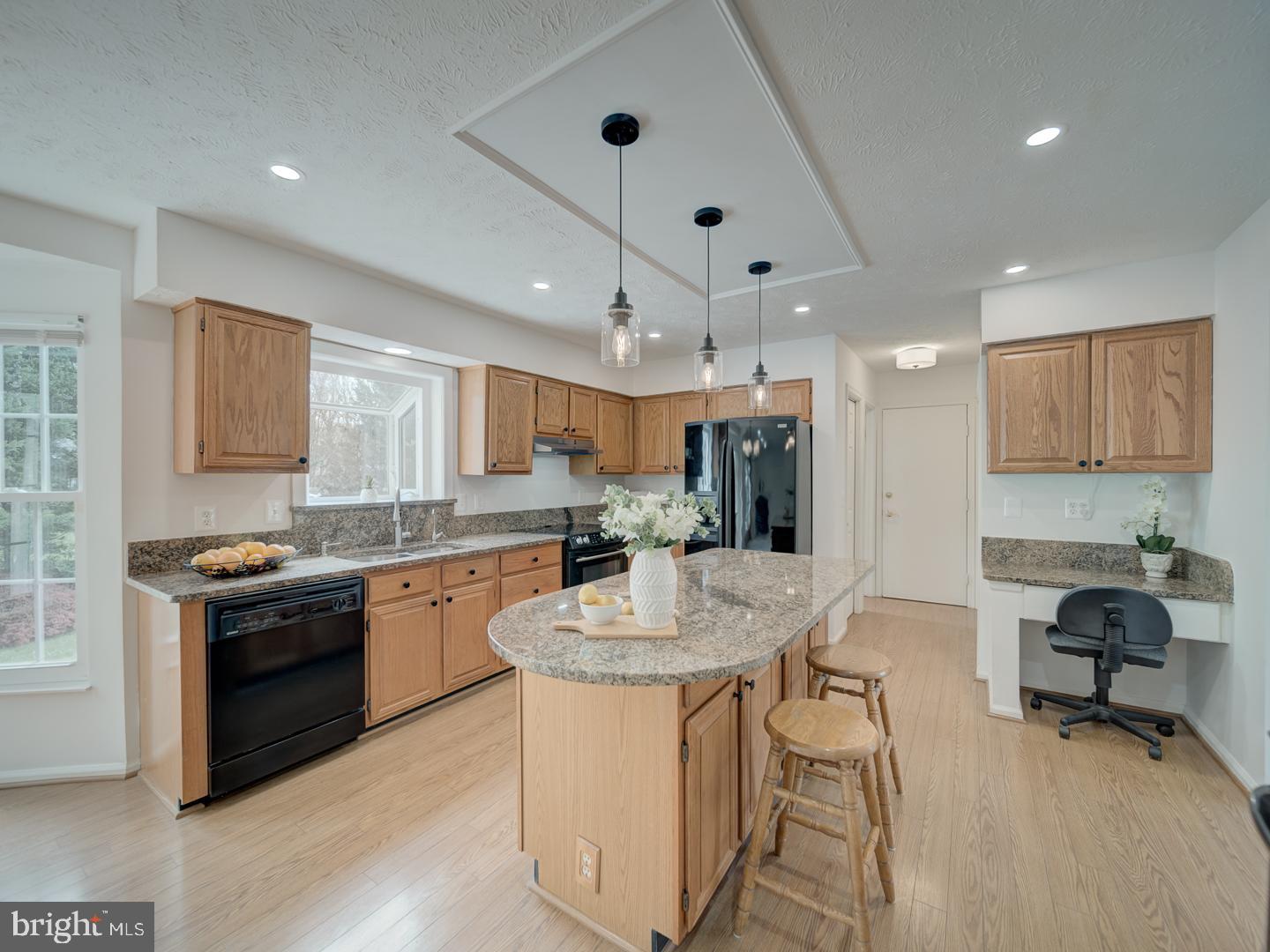 CEDAR CREST - Residential