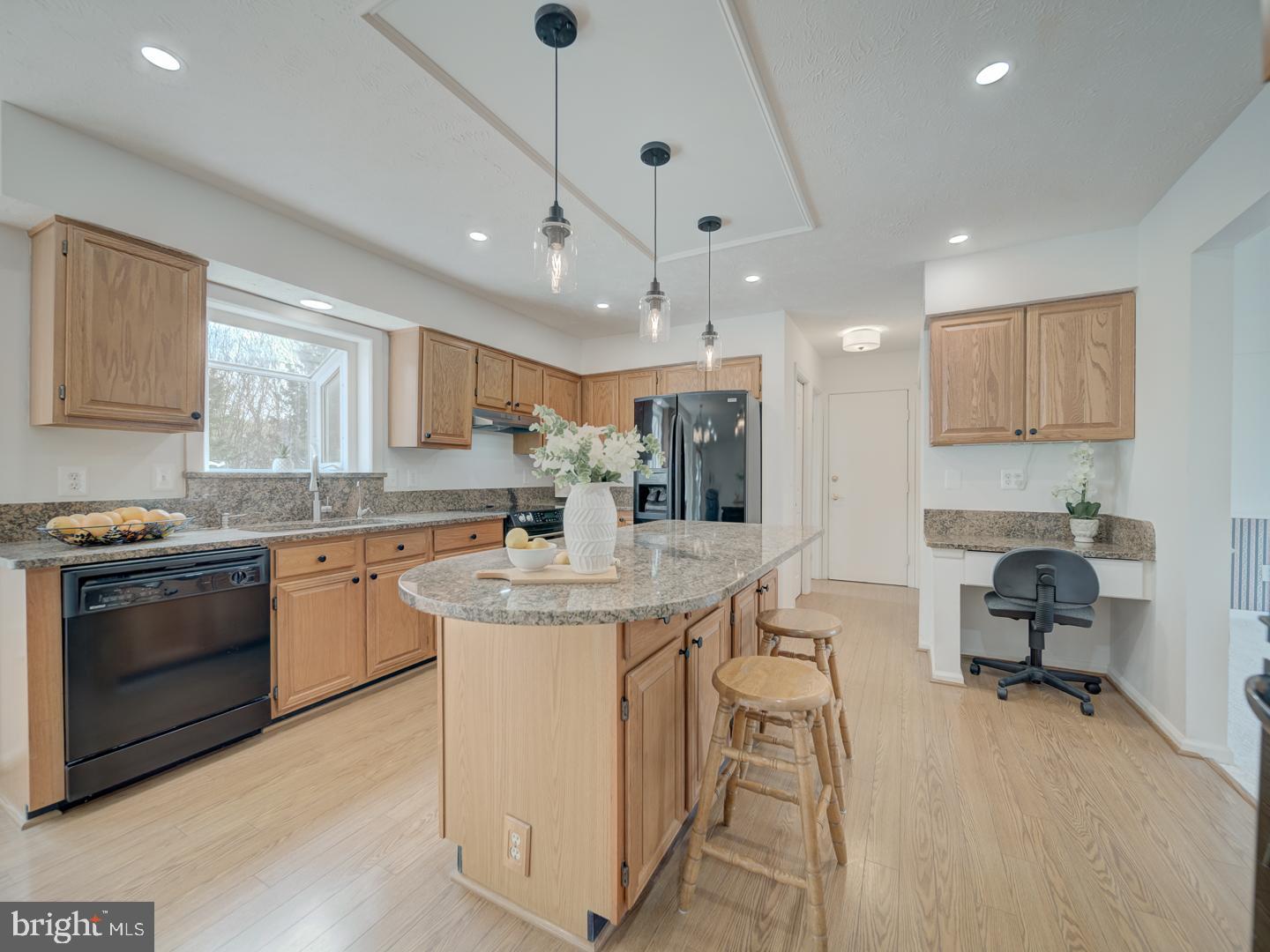 CEDAR CREST - Residential