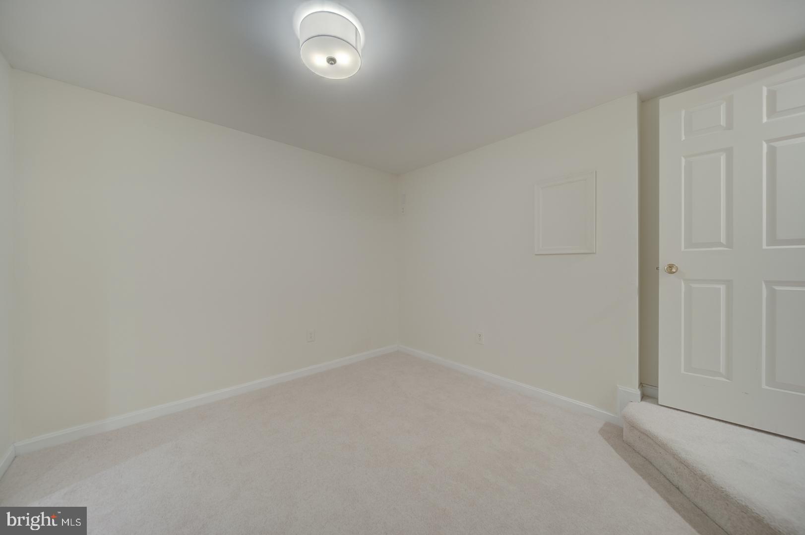 CEDAR CREST - Residential